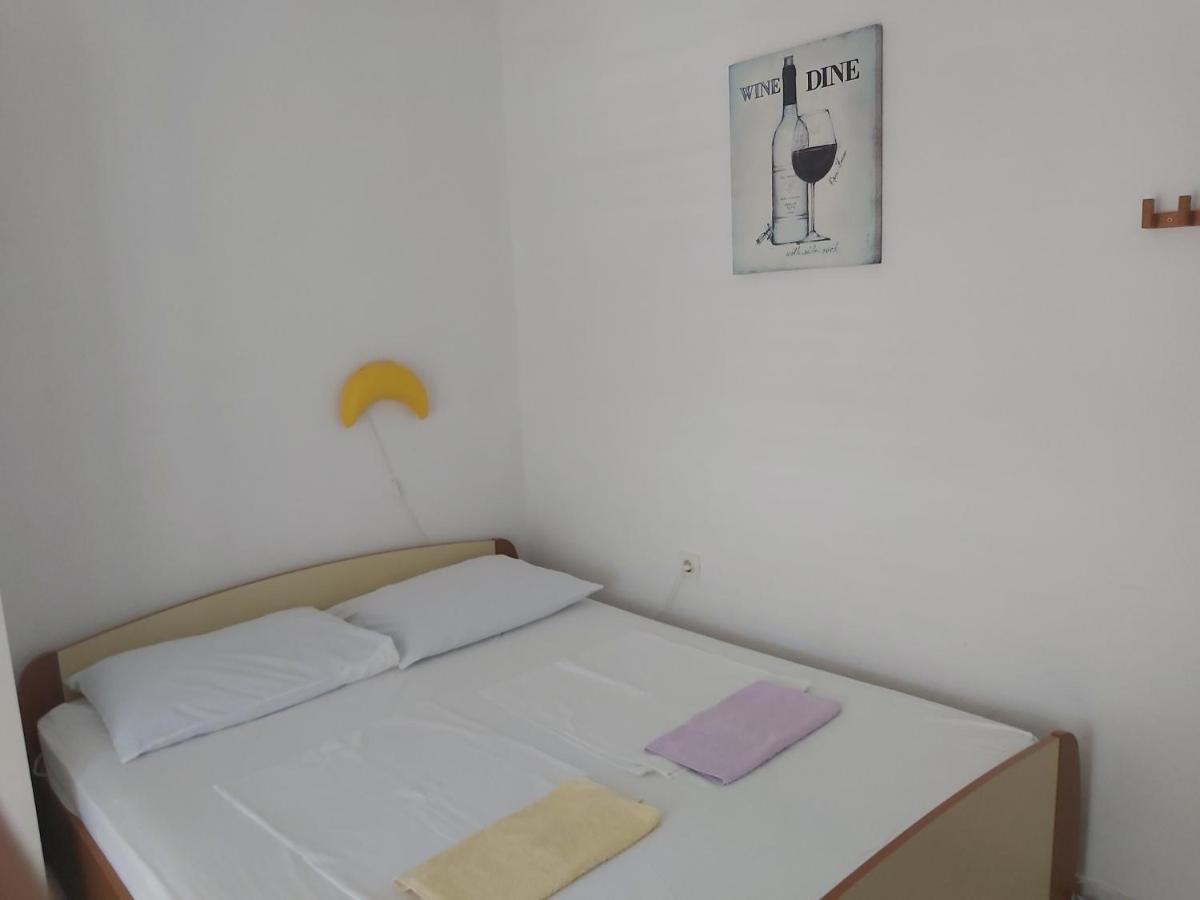 Apartments Iva I Marko Marina Exterior photo